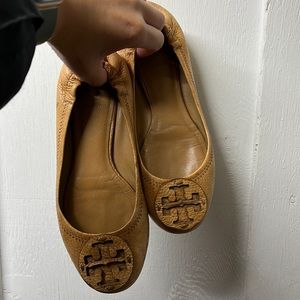 Tan Tory Burch flats